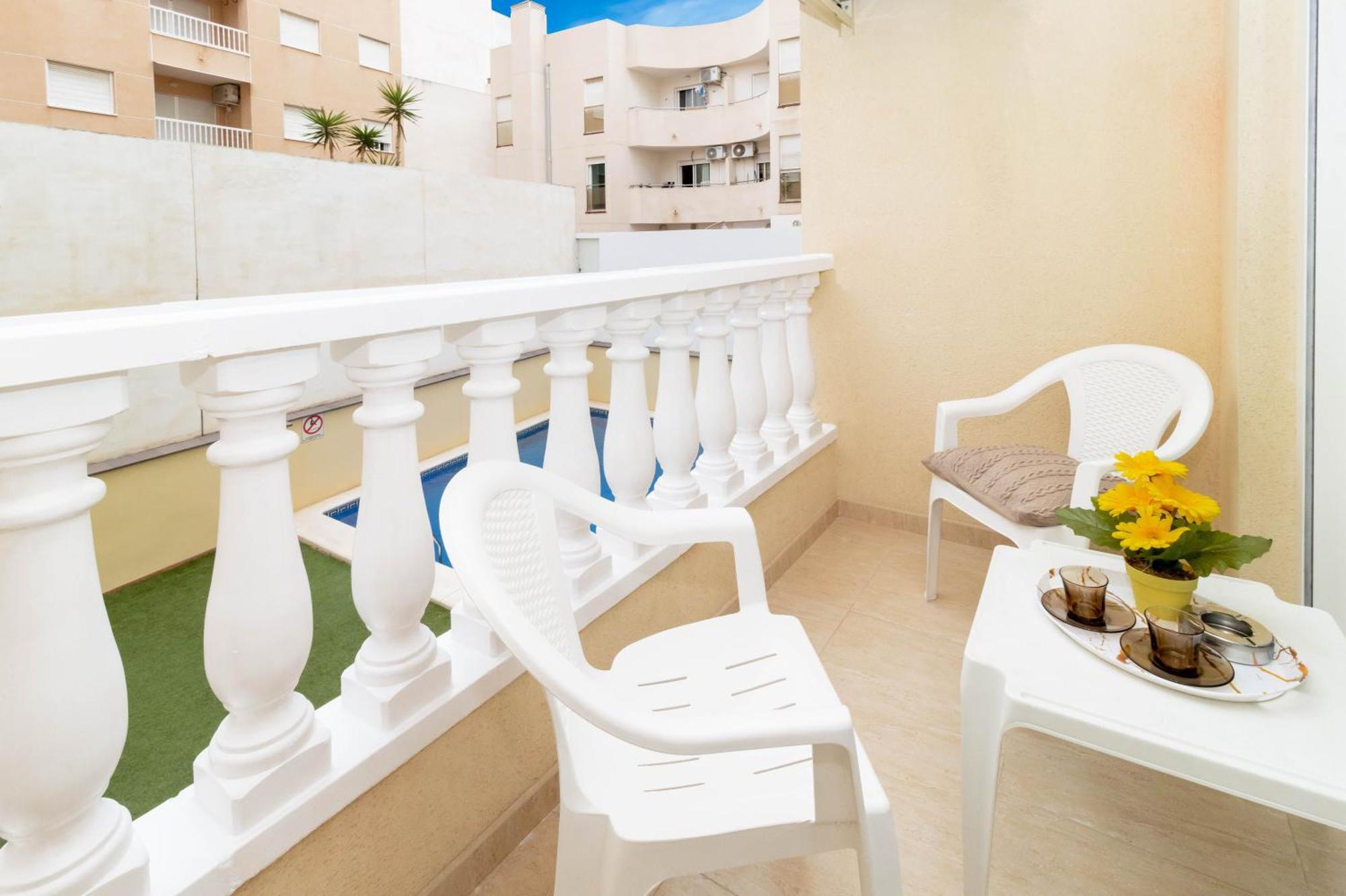 Relax Apartment Torrevieja Exterior foto